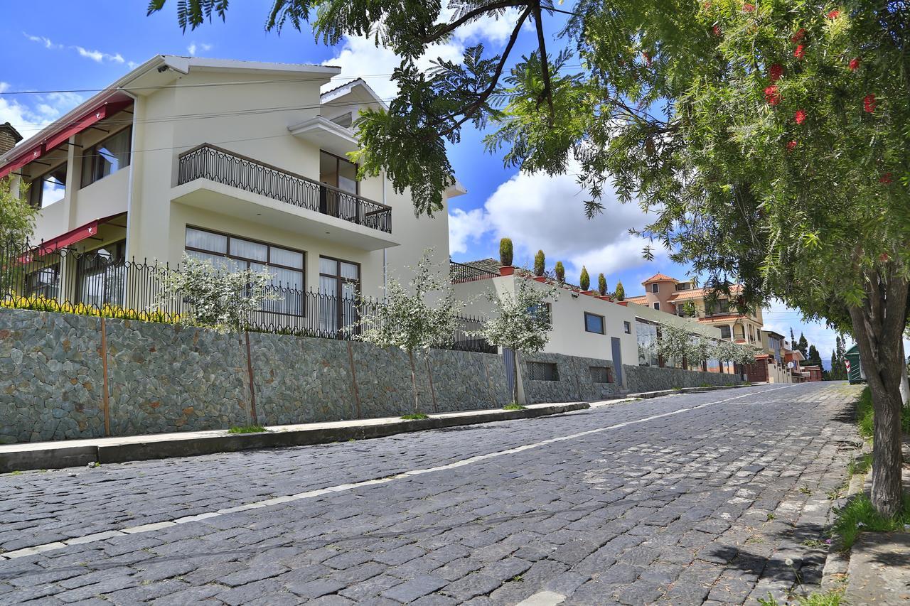 Quindeloma Art Hotel & Gallery Riobamba Exterior photo